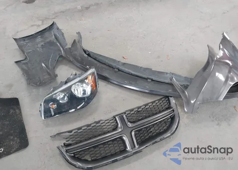 2019 Dodge Grand Caravan Gt z USA, uszkodzony, nr VIN 2C4RDGEG0KR619197